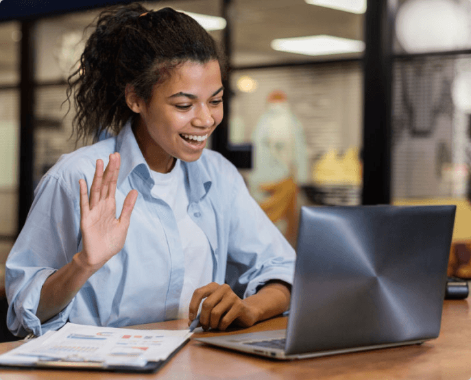 Support specialist working with an AI agent